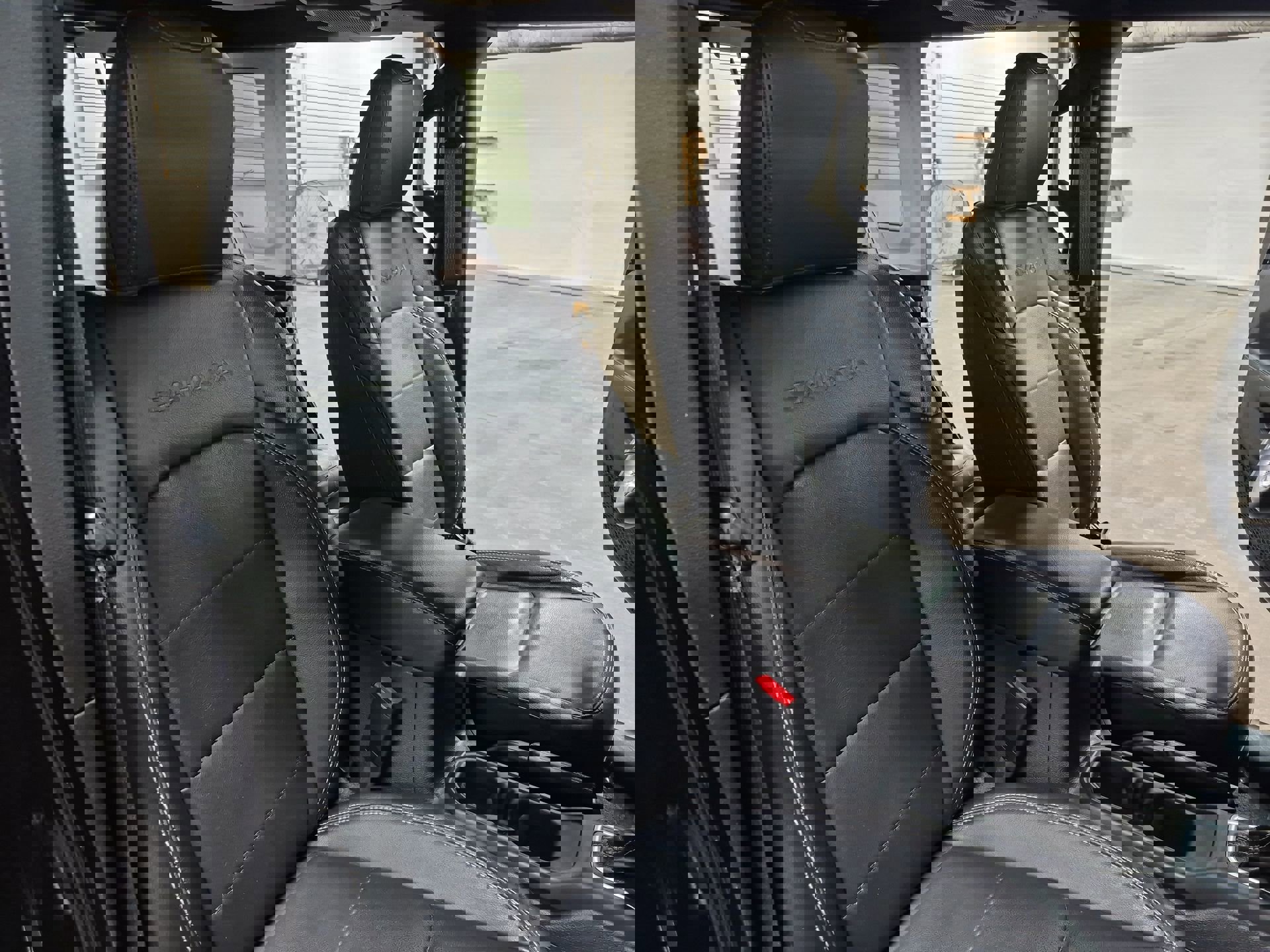 Used 2023 Jeep Wrangler Sahara w/ Cold Weather Group image 29