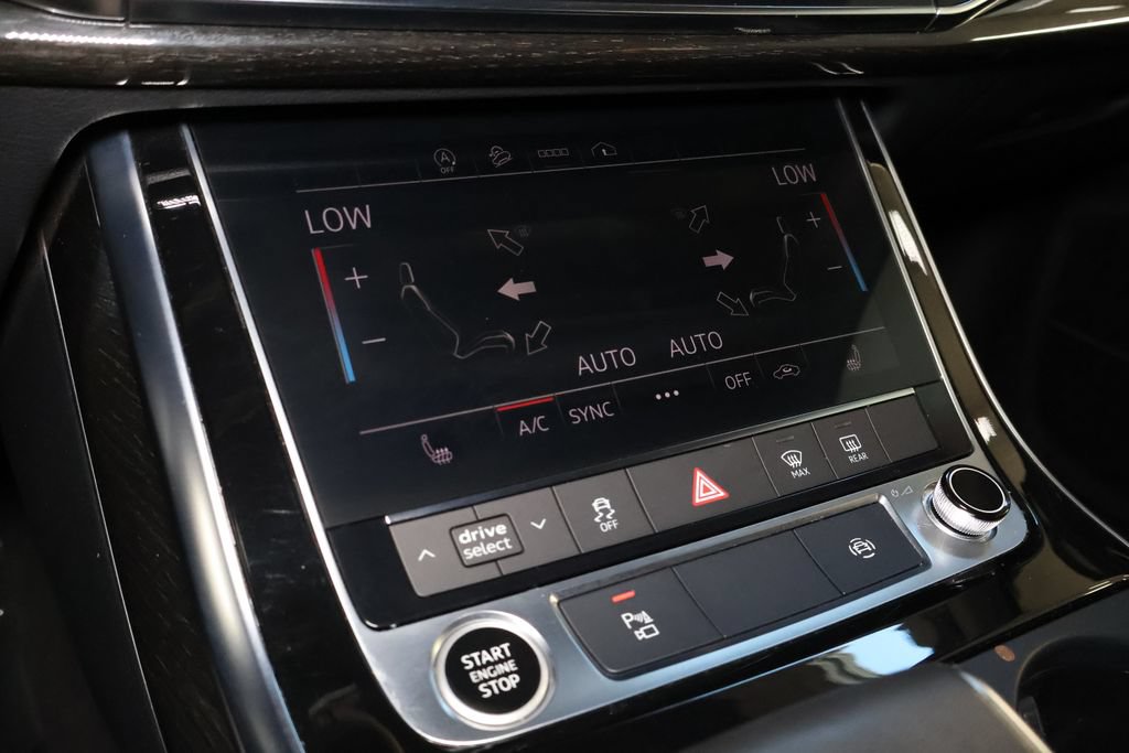 Used 2022 Audi Q7 3.0T Premium Plus w/ Premium Plus Package AWD/4WD image 33