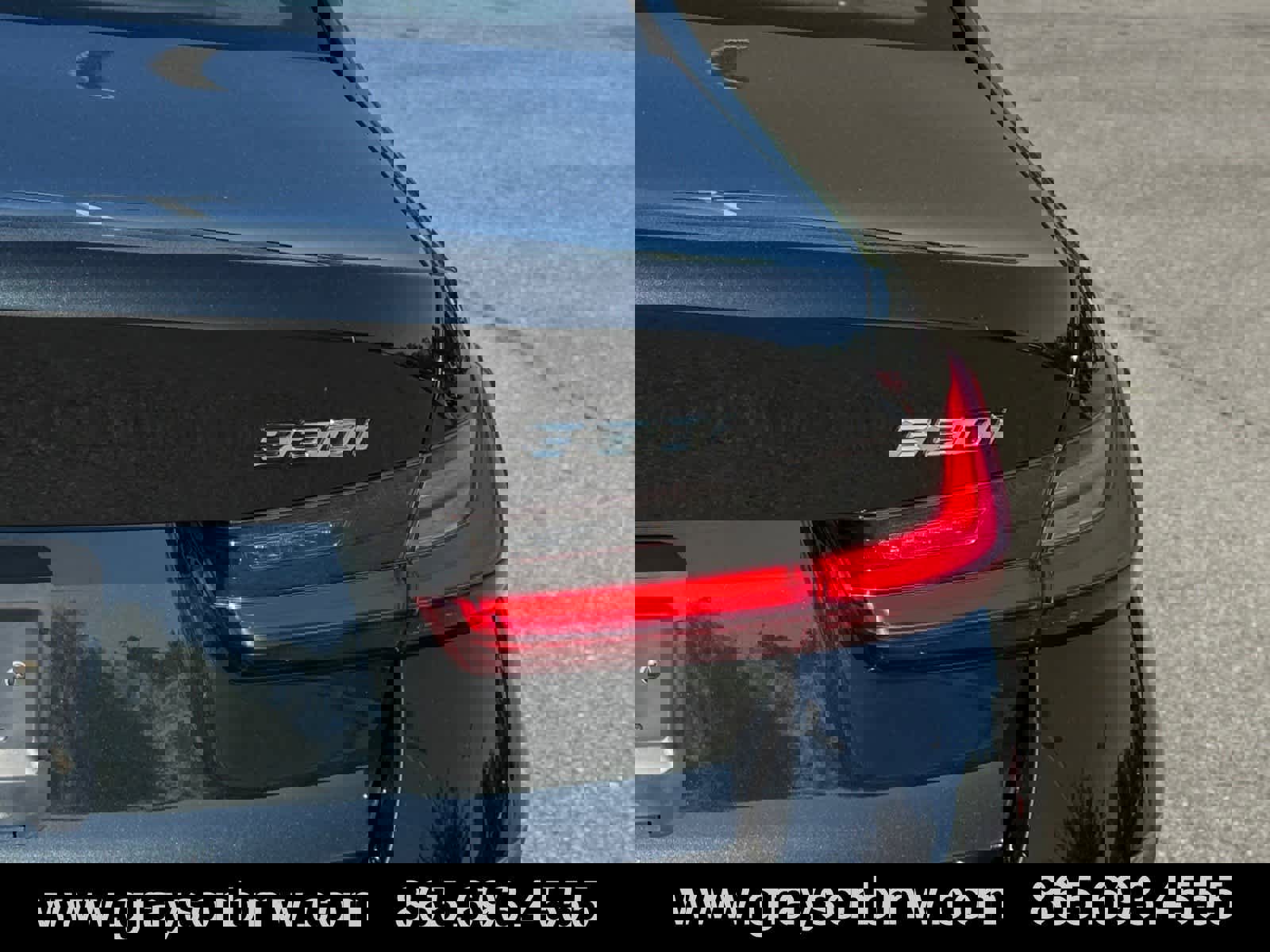 Used 2025 BMW 330i xDrive Sedan AWD/4WD image 11