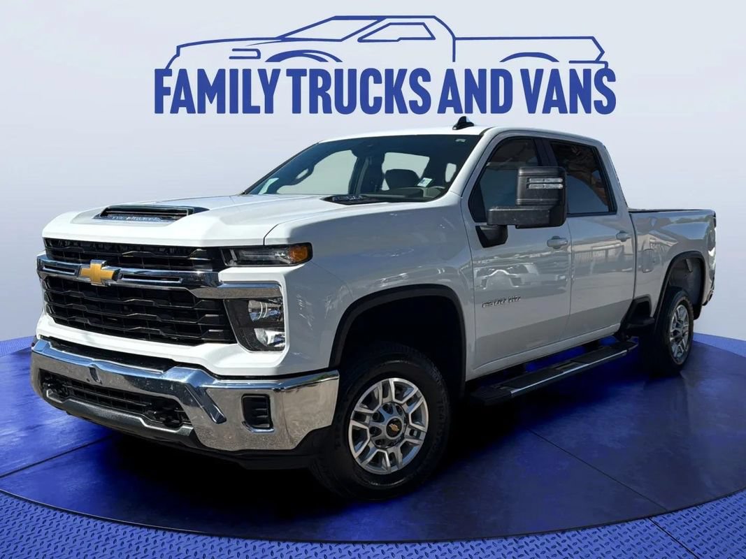 Used 2026 Chevrolet Silverado 2500 LT AWD/4WD image 1