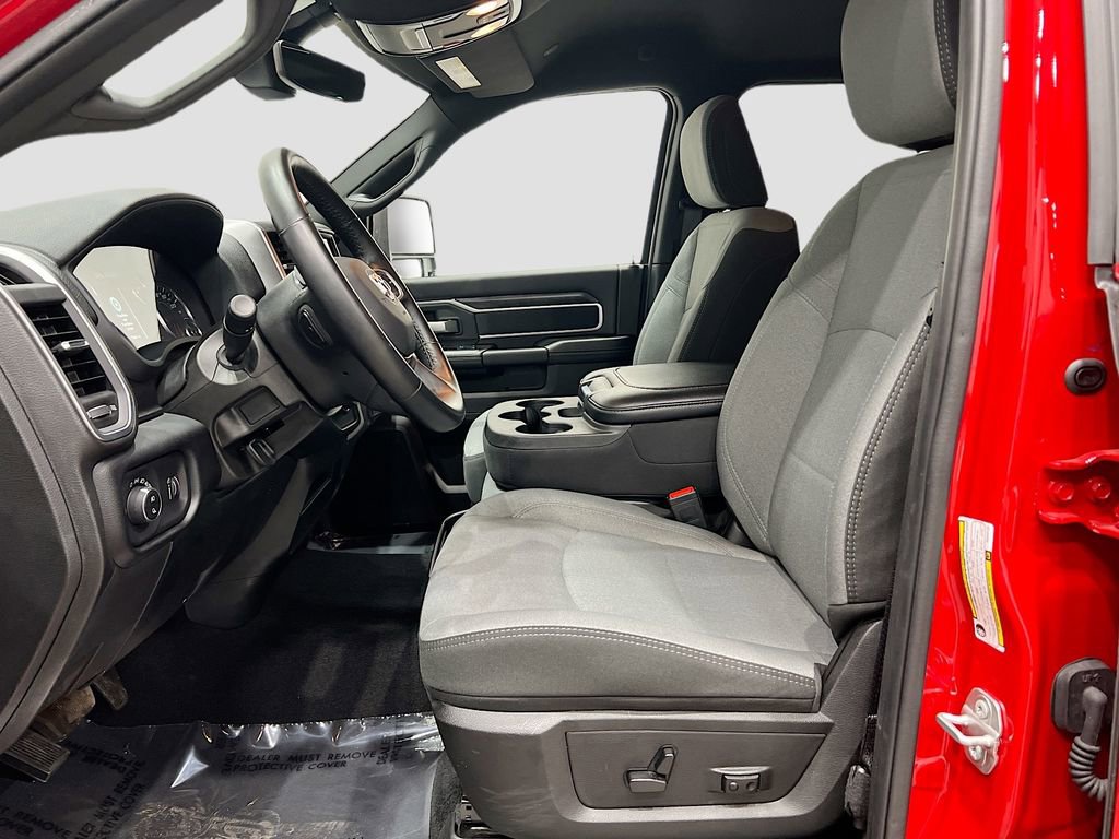 Used 2024 RAM 2500 Big Horn w/ Bed Utility Group image 10