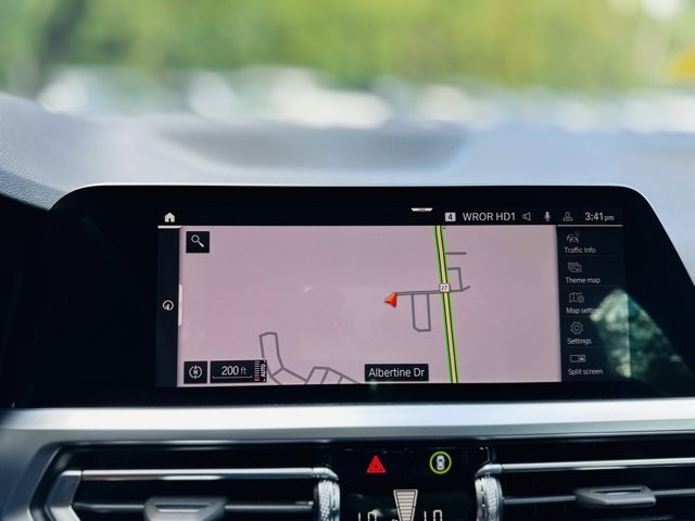 Used 2022 BMW 330i xDrive Sedan w/ Driving Assistance Package image 10