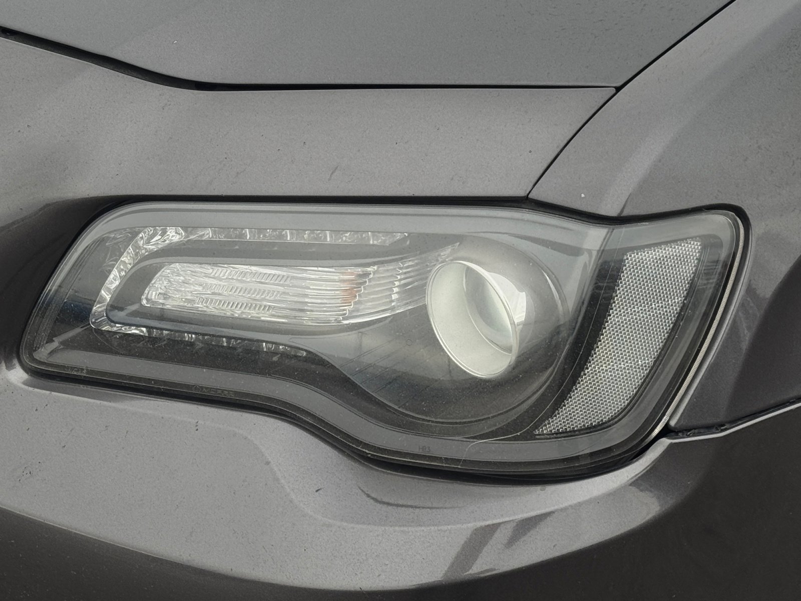 Used 2018 Chrysler 300 S w/ 300S Premium Group image 9