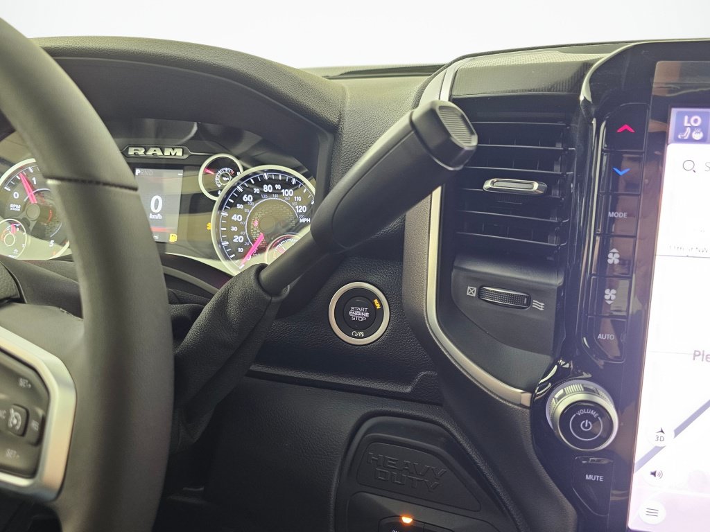 New 2026 RAM 3500 Big Horn AWD/4WD image 31