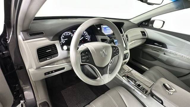 Used 2018 Acura RLX w/ Technology Package FWD image 13