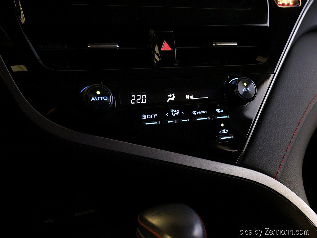 Used 2022 Toyota Camry XSE FWD image 20