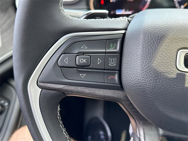 New 2025 Jeep Grand Cherokee L Limited w/ Trailer Tow Package image 18