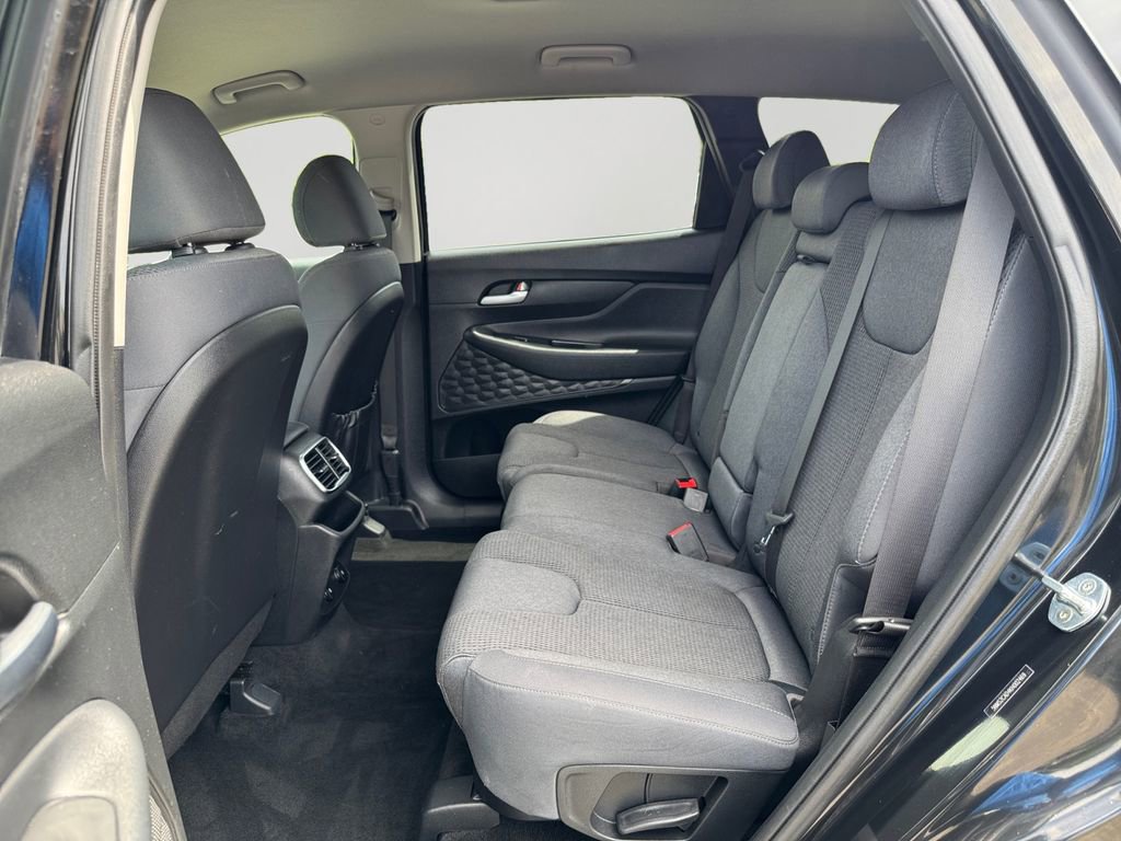 Used 2019 Hyundai Santa Fe SE AWD/4WD image 15