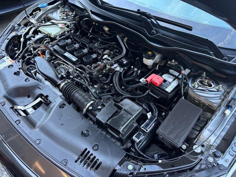 Used 2020 Honda Civic Sport image 22