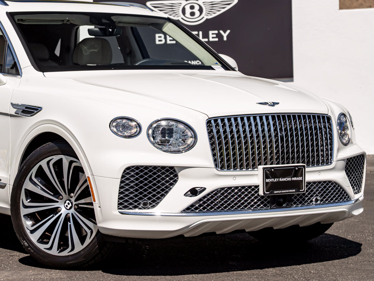 Certified 2024 Bentley Bentayga AWD/4WD image 10