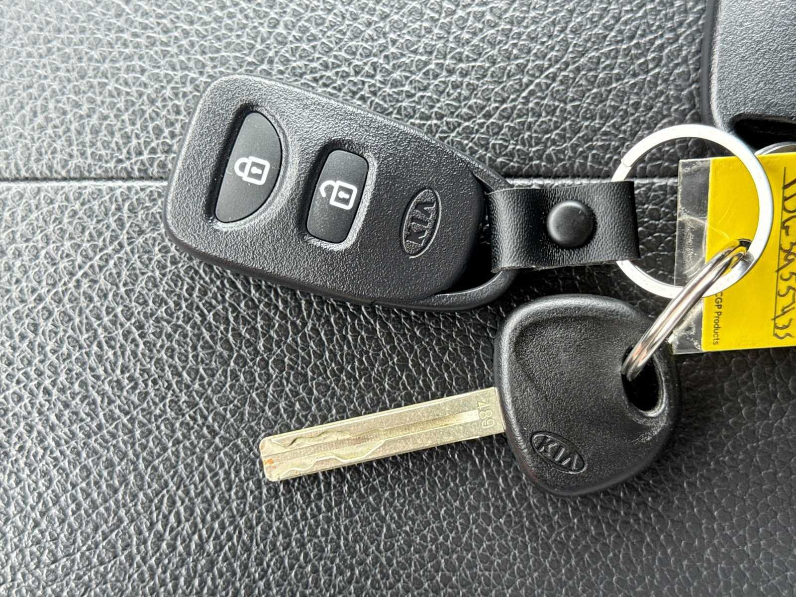 Used 2013 Kia Sorento LX w/ Convenience Pkg FWD image 33