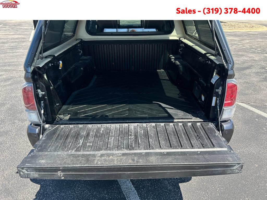 Certified 2020 Toyota Tacoma TRD Off-Road w/ TRD Premium Off Road Package AWD/4WD image 22
