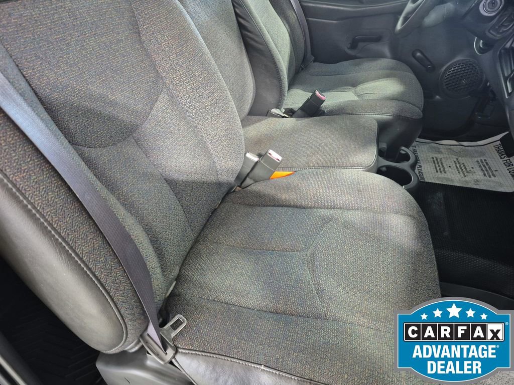 Used 2004 Chevrolet Silverado 1500 W/T image 20