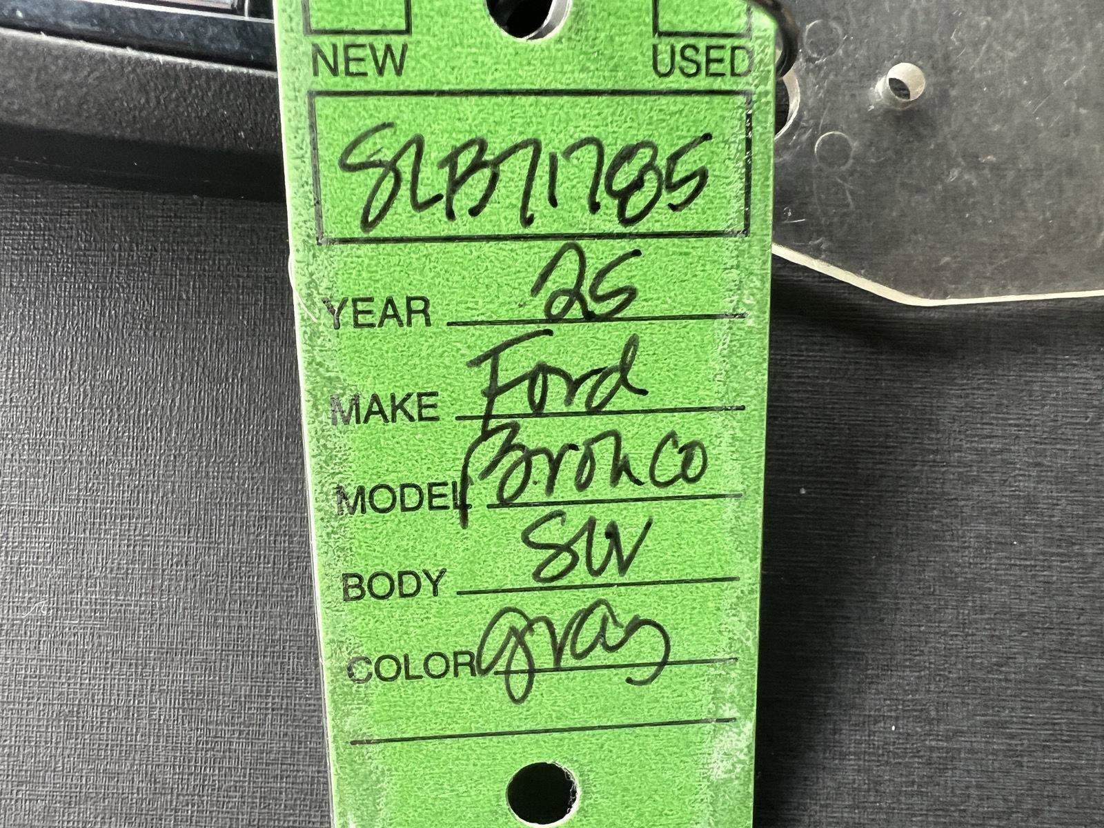 New 2025 Ford Bronco Badlands image 33