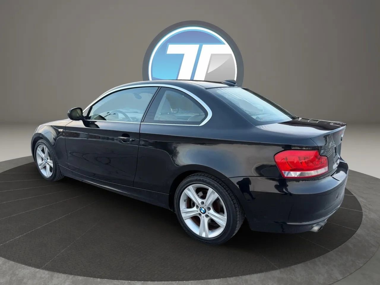 Used 2012 BMW 128i Coupe RWD image 7