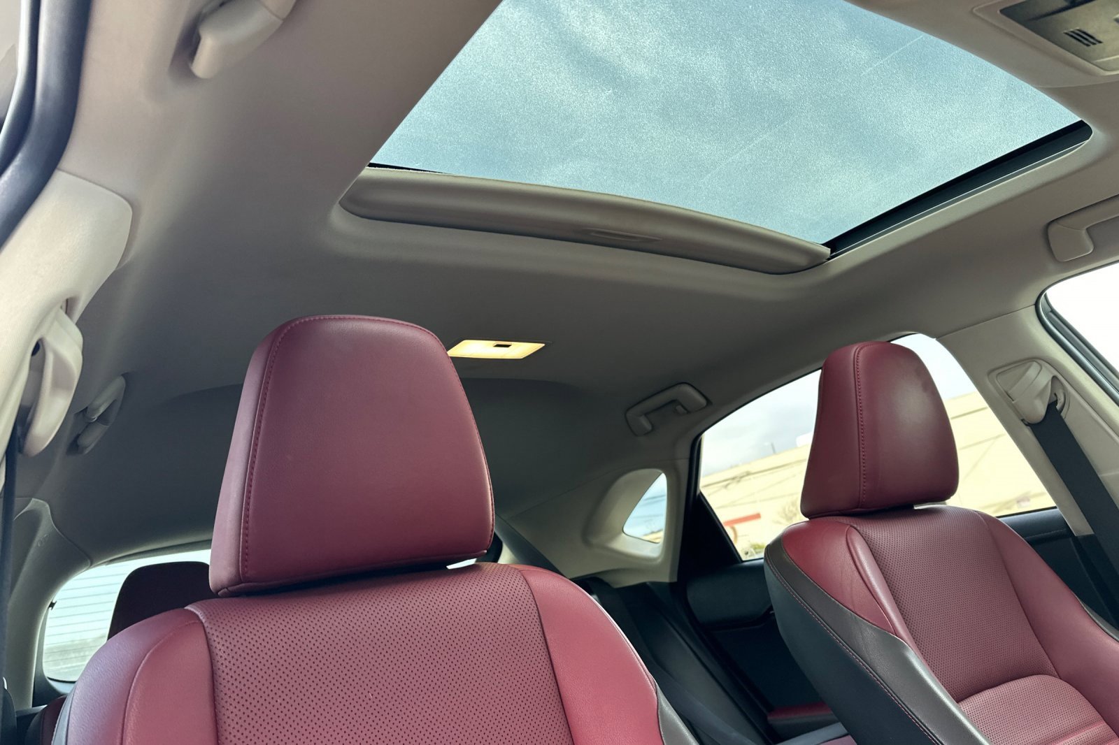 Used 2018 Lexus NX 300h AWD image 19