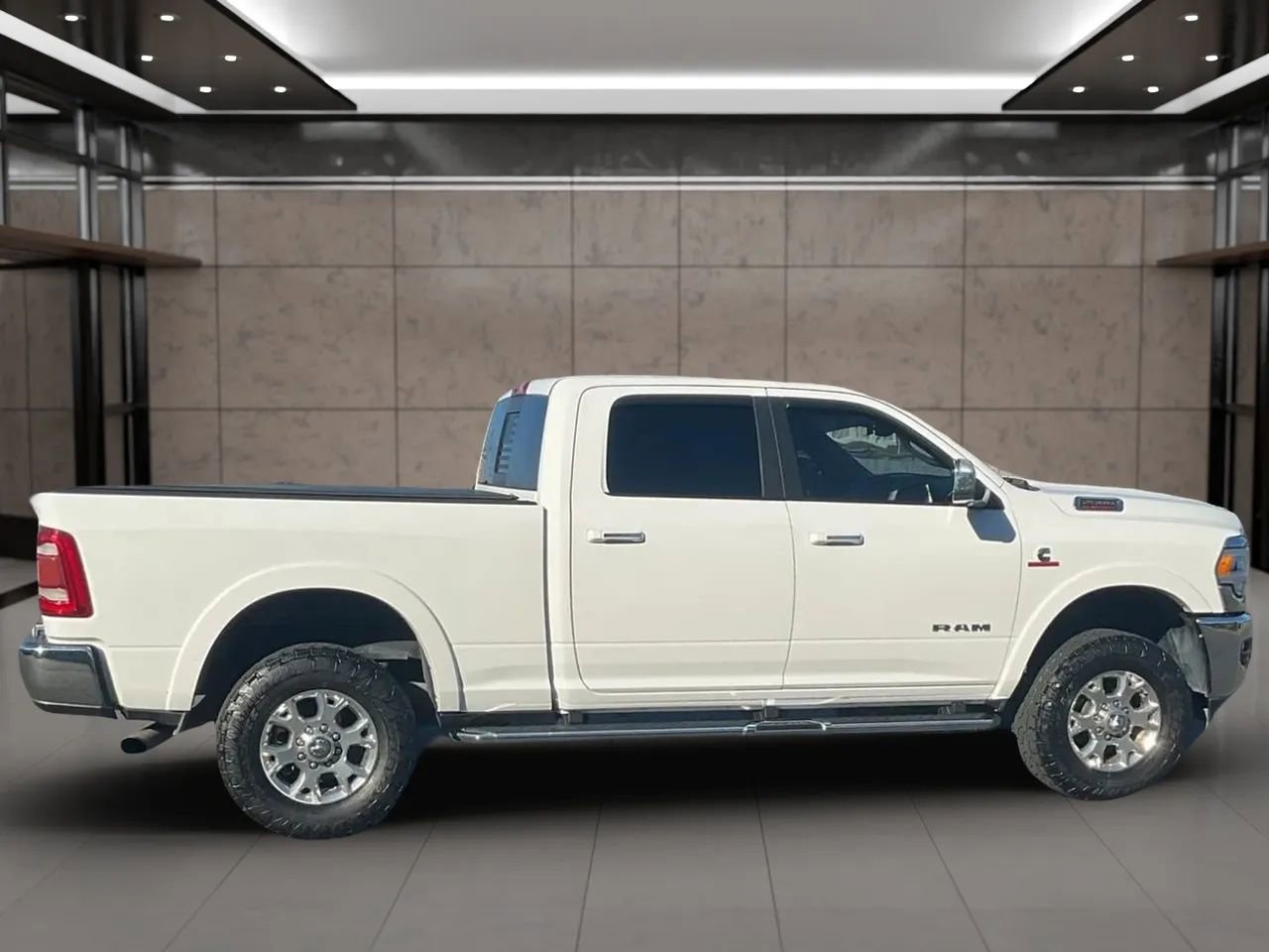 Used 2020 RAM 2500 Laramie image 15