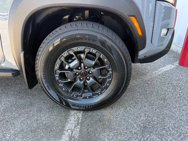 Certified 2023 Nissan Frontier PRO-4X w/ Pro-4X Premium Package AWD/4WD image 11