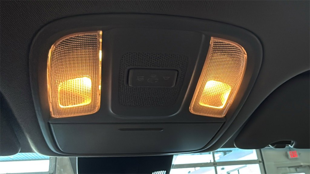 Used 2020 Kia Sportage LX image 32