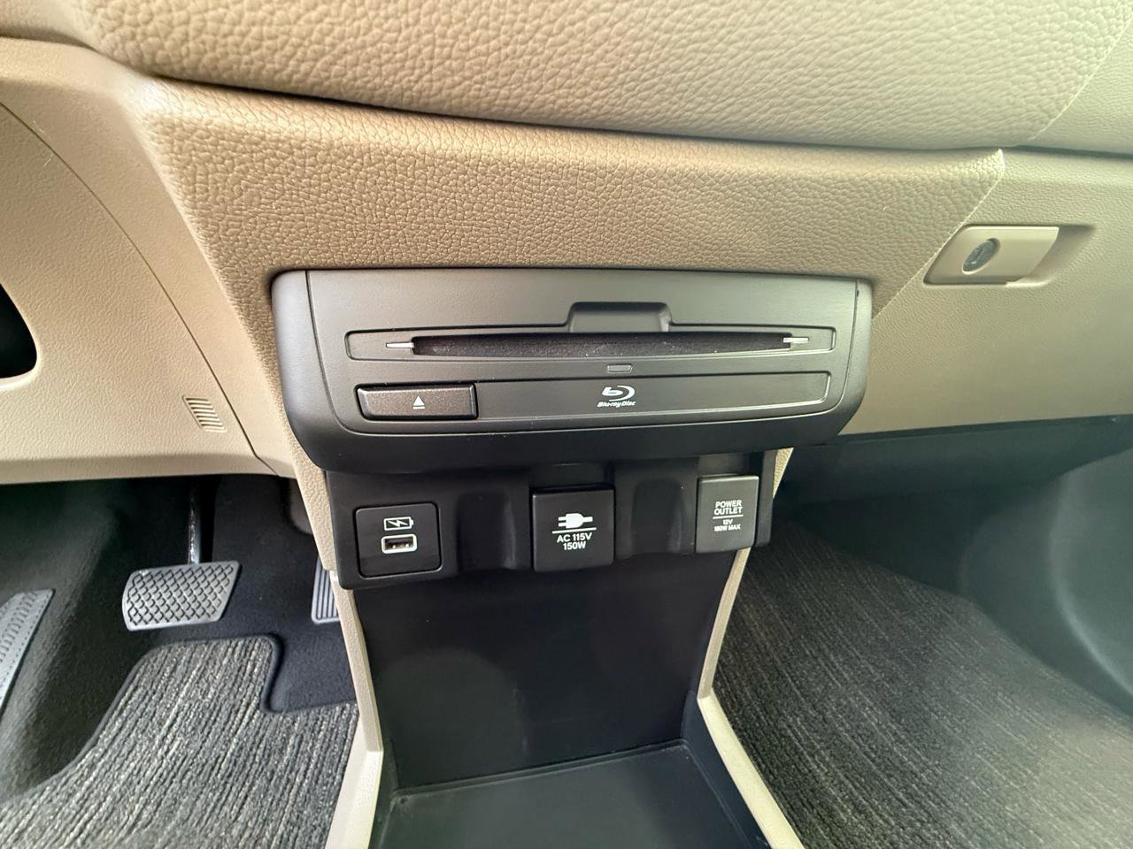 Used 2022 Honda Odyssey Touring image 18