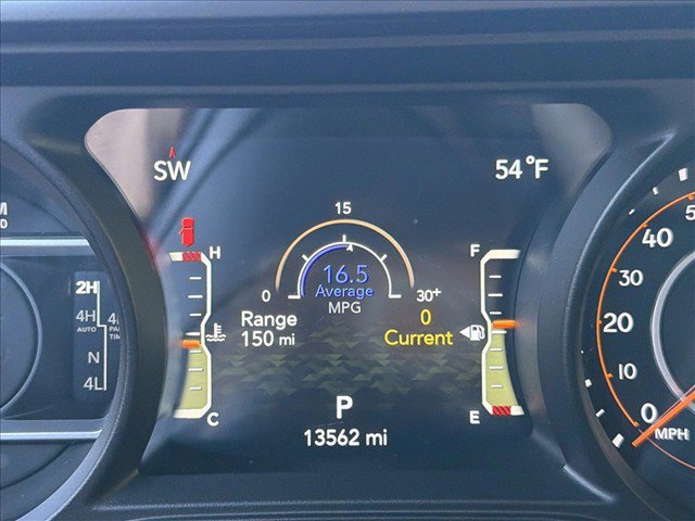 Used 2025 Jeep Wrangler Unlimited Rubicon AWD/4WD image 17