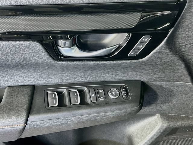 Used 2025 Honda CR-V Sport Touring image 12