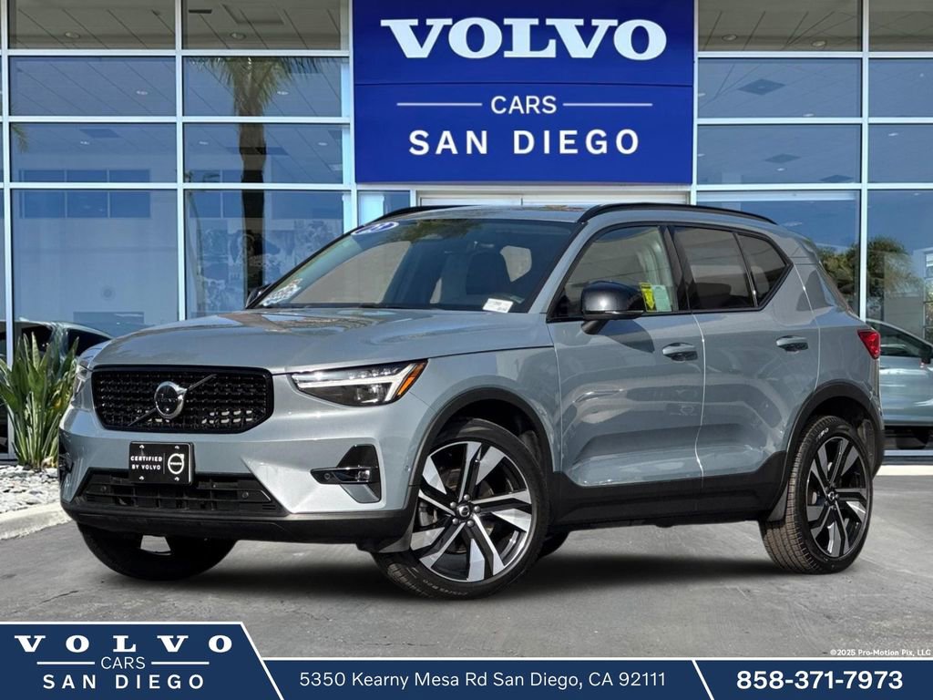 Certified 2023 Volvo XC40 B5 Ultimate w/ Climate Package