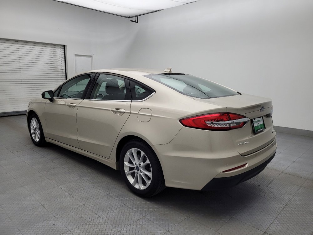 Used 2019 Ford Fusion SE image 5