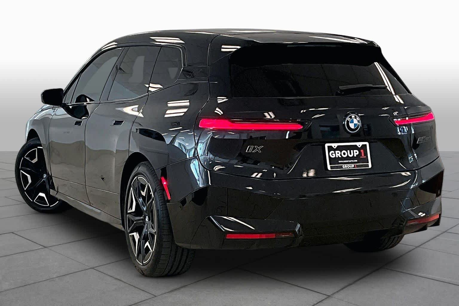 Used 2024 BMW iX M60 AWD/4WD image 10