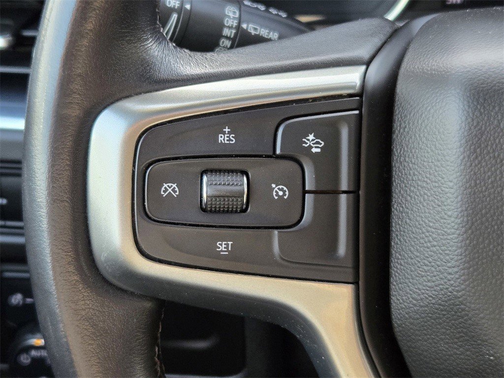 Certified 2021 Chevrolet Suburban LT w/ Rear Media and Nav Package image 17