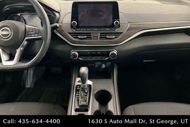 Used 2025 Nissan Altima 2.5 SV AWD/4WD image 13