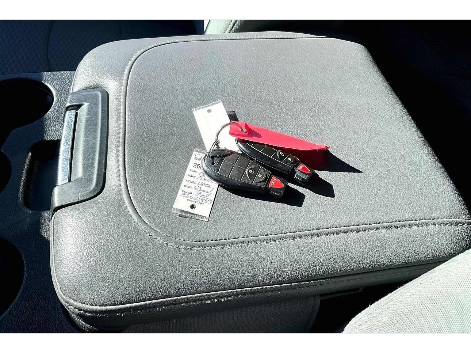 Used 2015 RAM 1500 ST w/ SXT Appearance Group AWD/4WD image 11