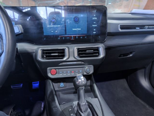 Used 2025 Ford Mustang Premium RWD image 19