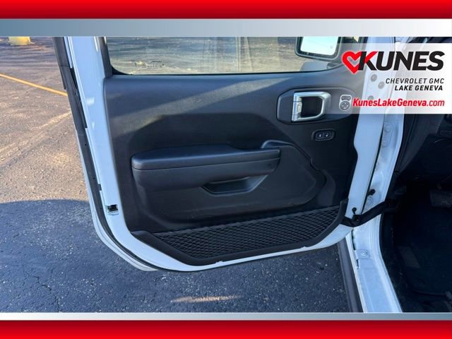 Used 2024 Jeep Wrangler Unlimited Rubicon image 16