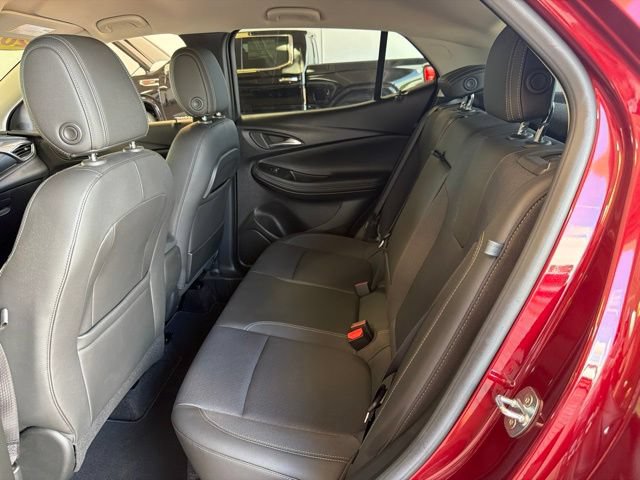 Used 2023 Buick Encore GX Select w/ Sport Touring Package FWD image 15