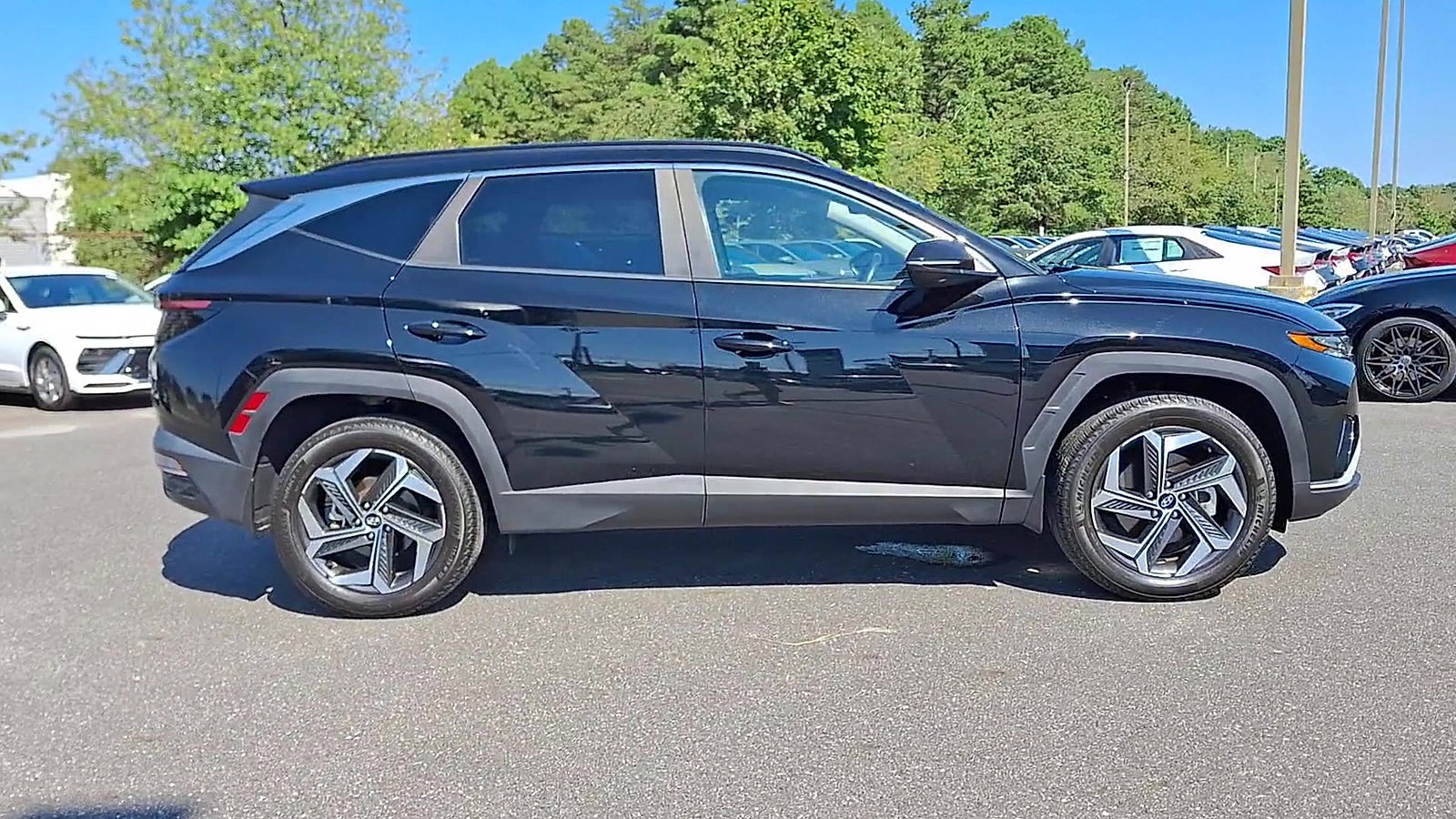 Certified 2022 Hyundai Tucson SEL w/ Convenience + Premium Package image 9