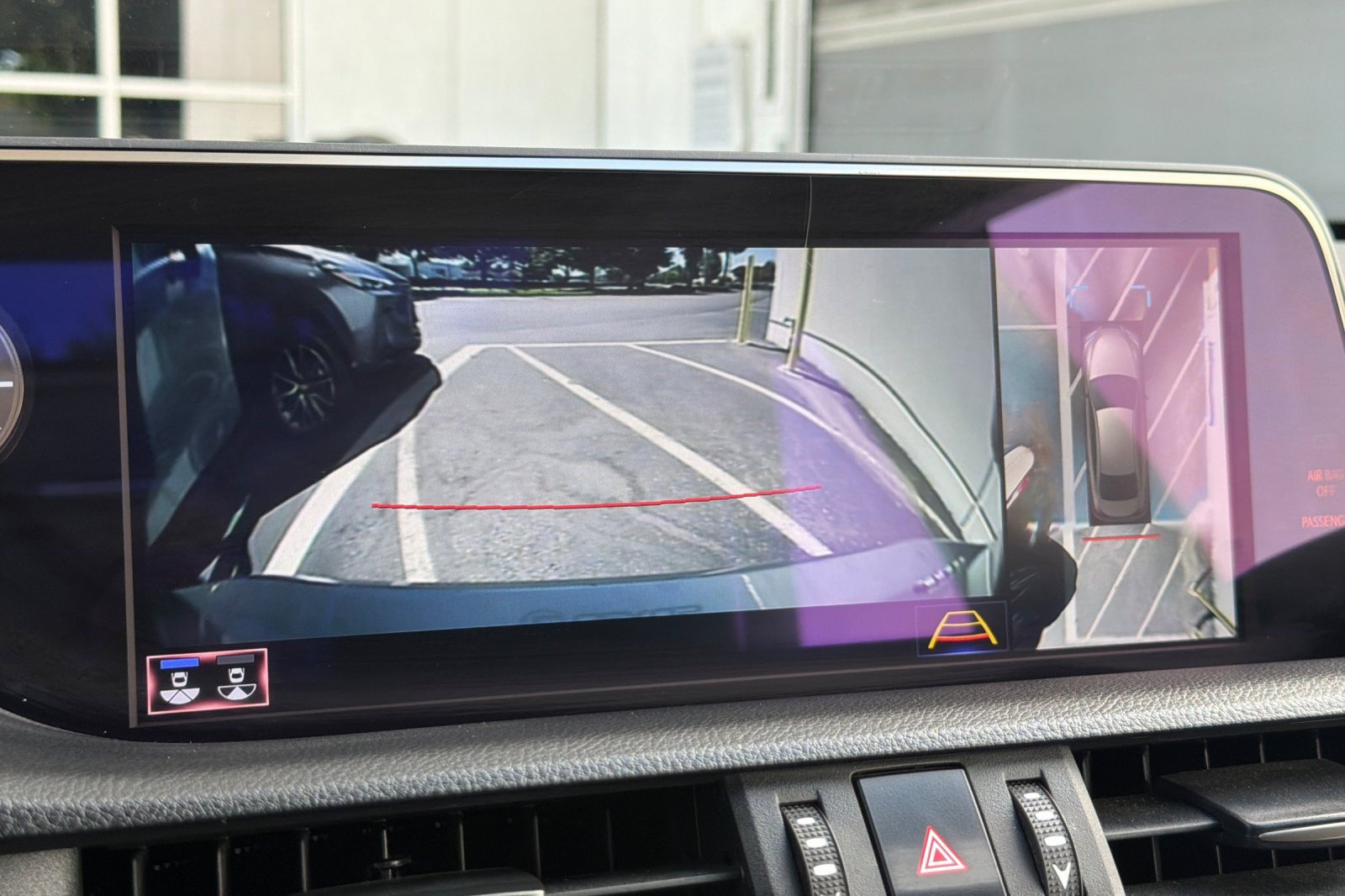 Used 2019 Lexus ES 350 Ultra Luxury w/ Accessory Package 2 FWD image 26