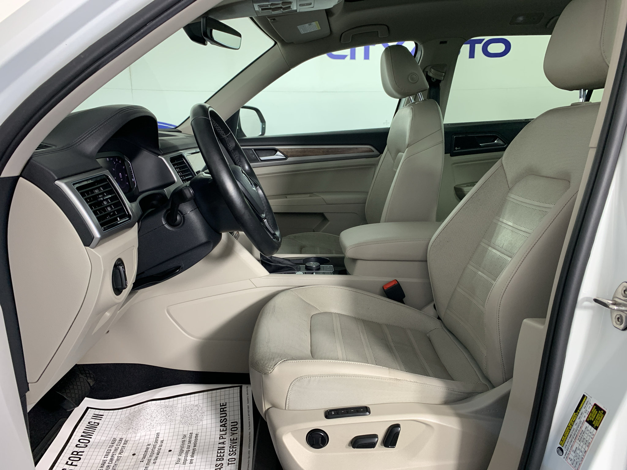 Used 2019 Volkswagen Atlas SEL Premium AWD/4WD image 15