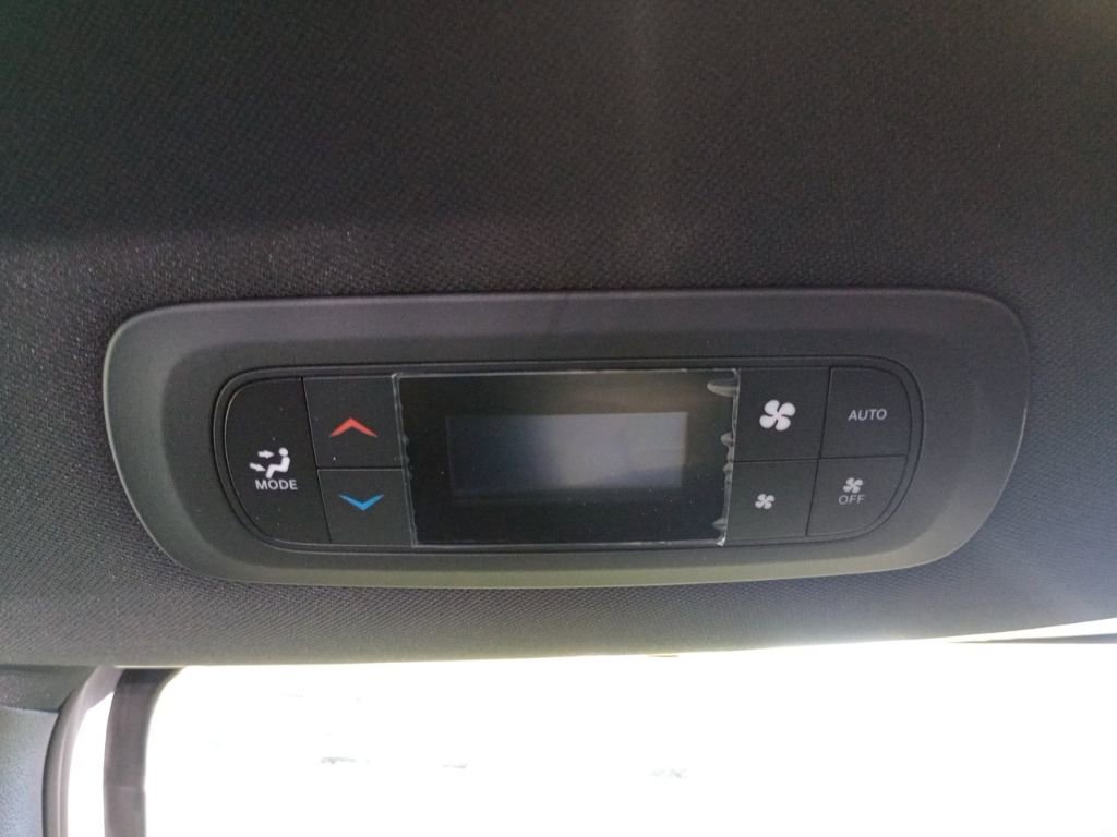 New 2026 Chrysler Pacifica Select image 16