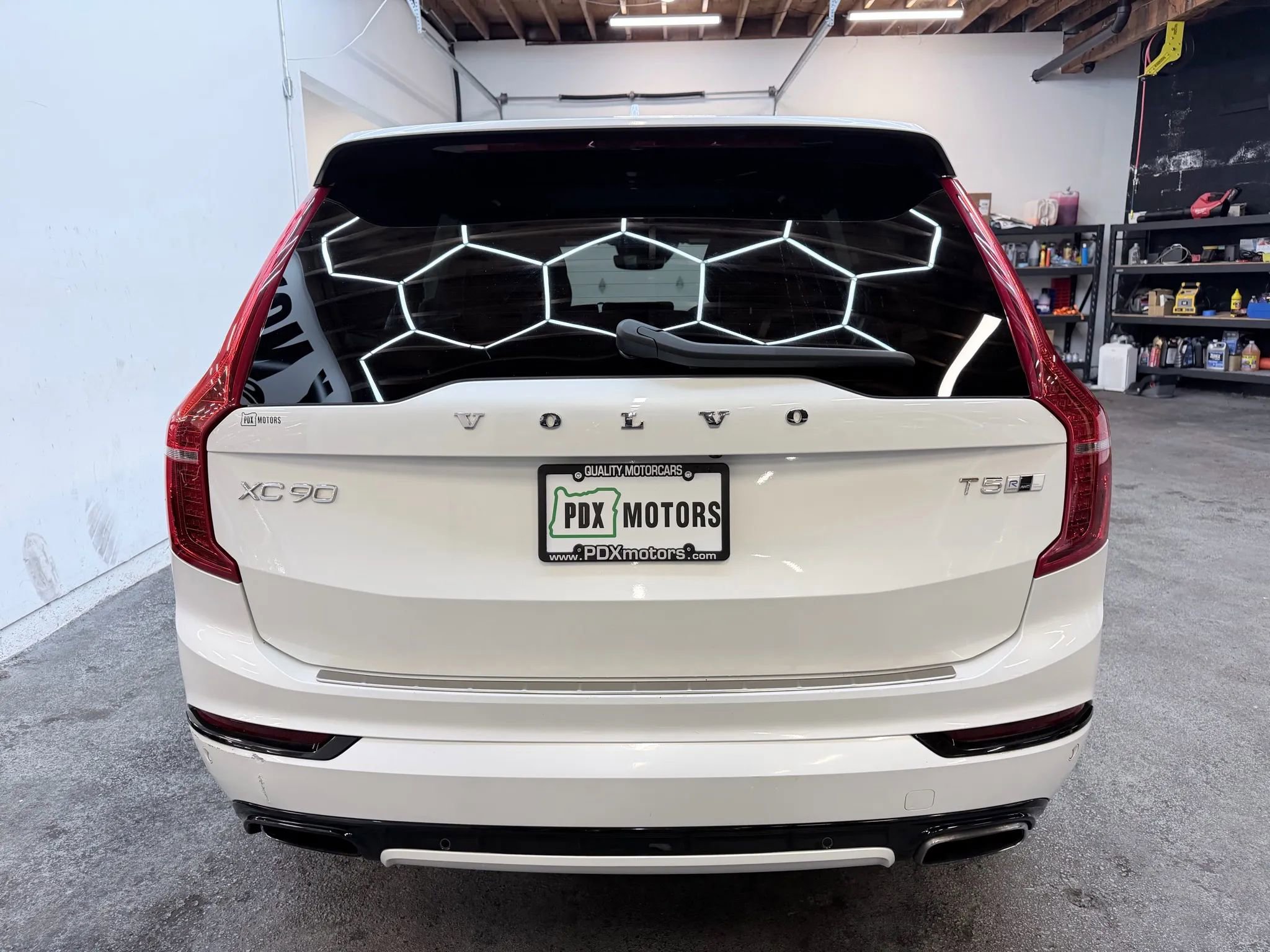 Used 2019 Volvo XC90 T5 R-Design w/ Advanced Package image 7