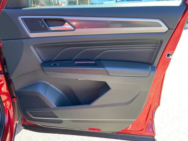 Used 2020 Volkswagen Atlas Cross Sport SEL image 27