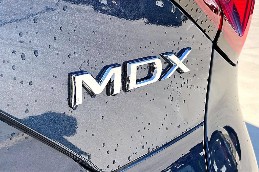 Certified 2026 Acura MDX FWD w/ Technology Package image 37