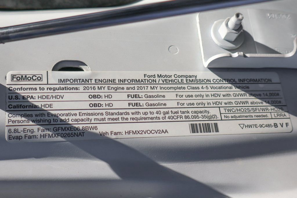 Used 2017 Ford F550 2WD Regular Cab Super Duty image 20