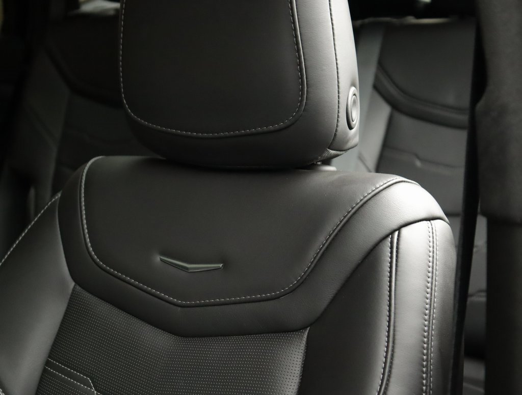 Certified 2024 Cadillac XT6 Premium Luxury w/ Platinum Package image 28