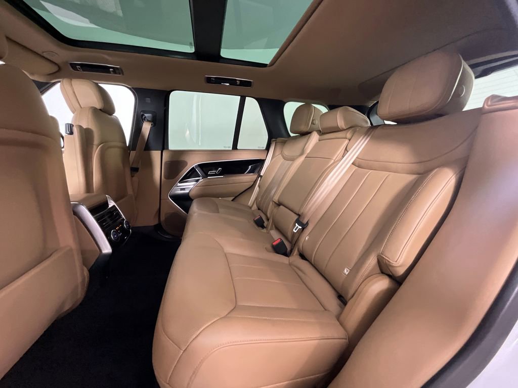 Certified 2023 Land Rover Range Rover SE AWD/4WD image 25