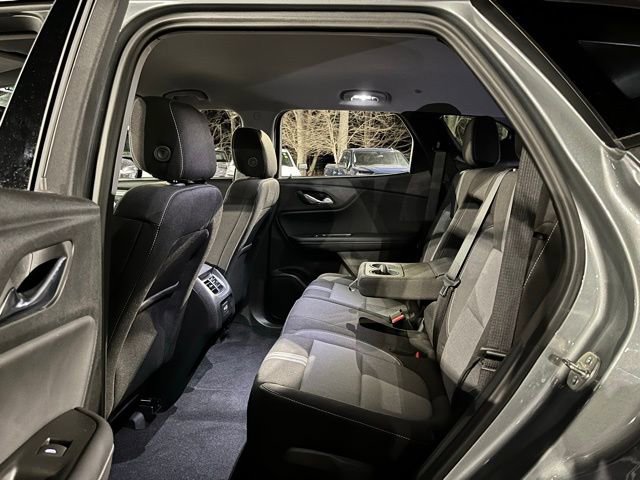 Used 2025 Chevrolet Blazer LT FWD image 14