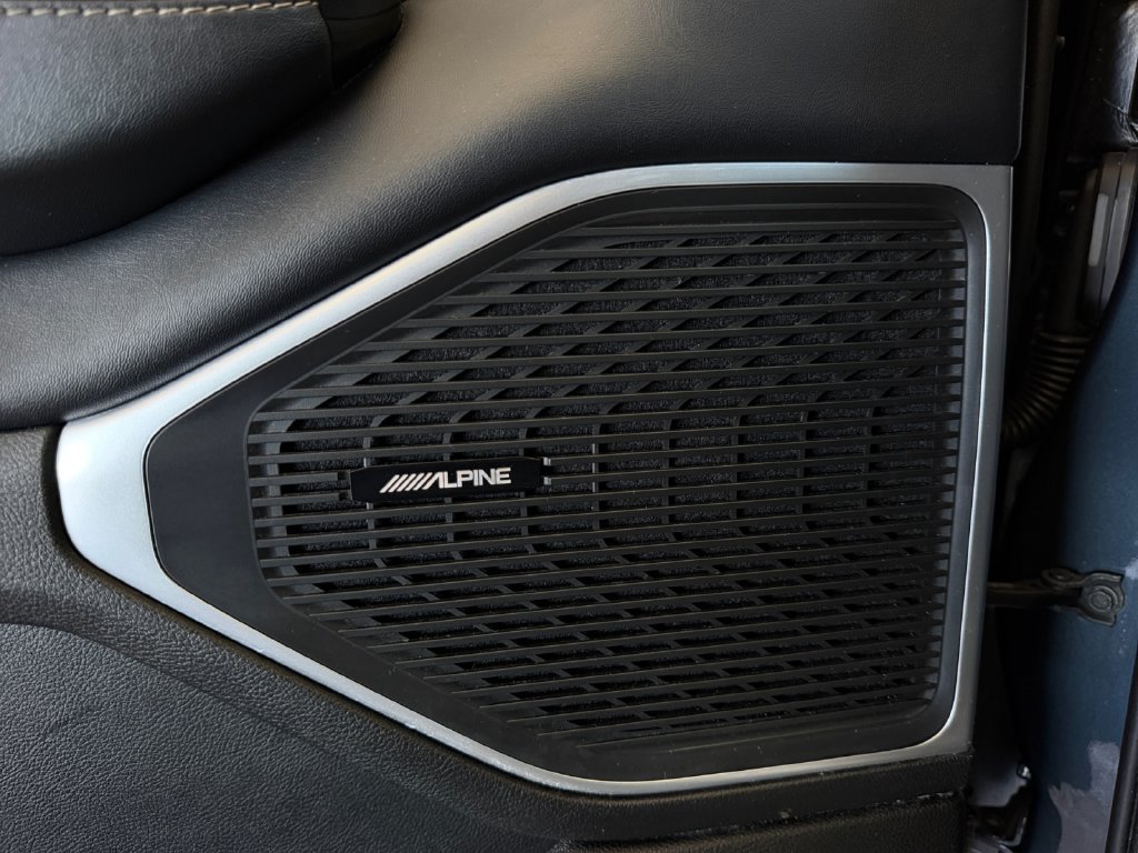 Used 2024 Jeep Wagoneer Series II w/ Flexible Seating Group RWD image 18