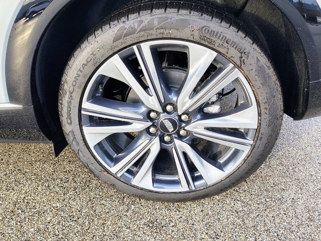 New 2027 Cadillac Optiq Premium Luxury AWD/4WD image 11