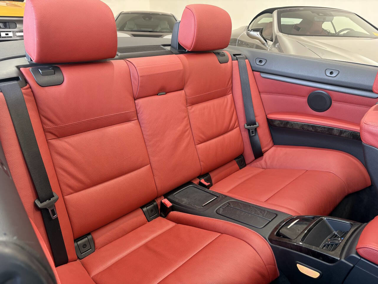 Used 2010 BMW 328i Convertible image 23