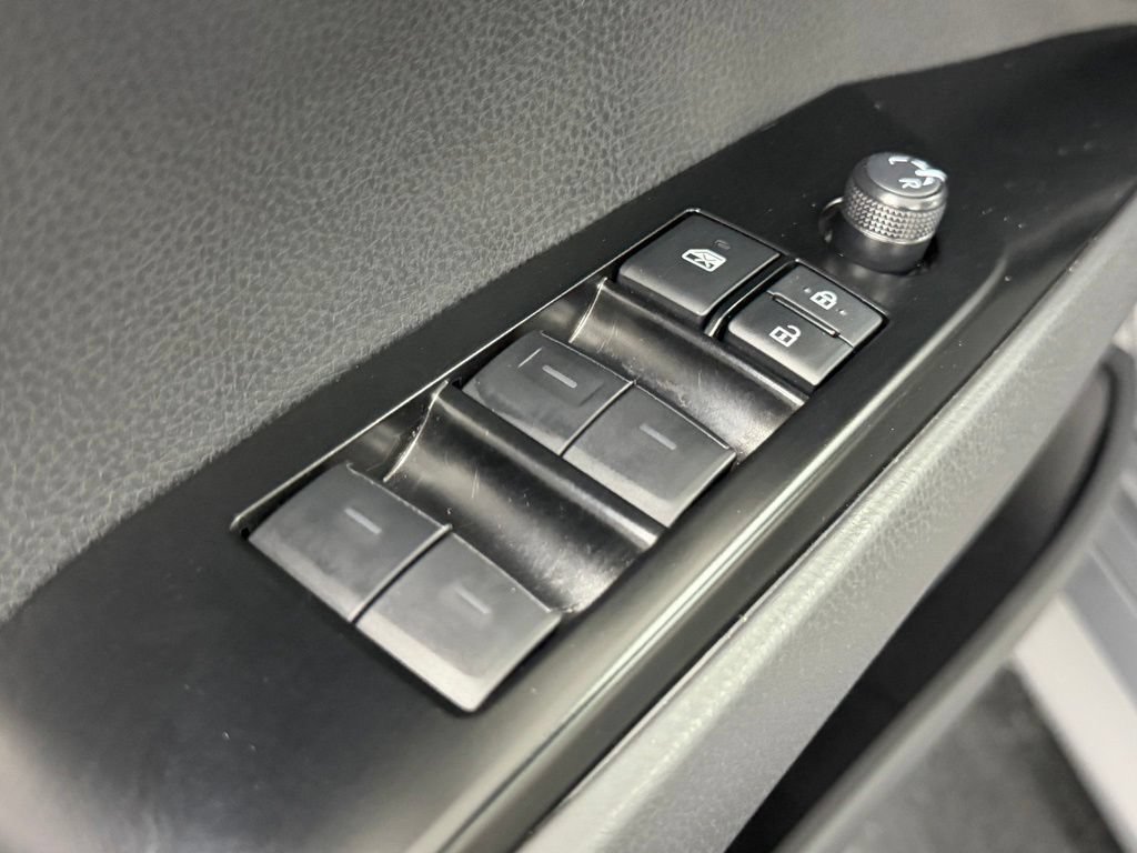 Used 2026 Toyota Camry XLE FWD image 20